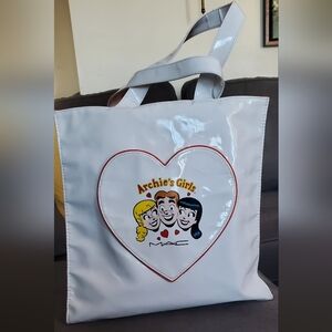 MAC Cosmetics Archie's Girls Heart Design Tote